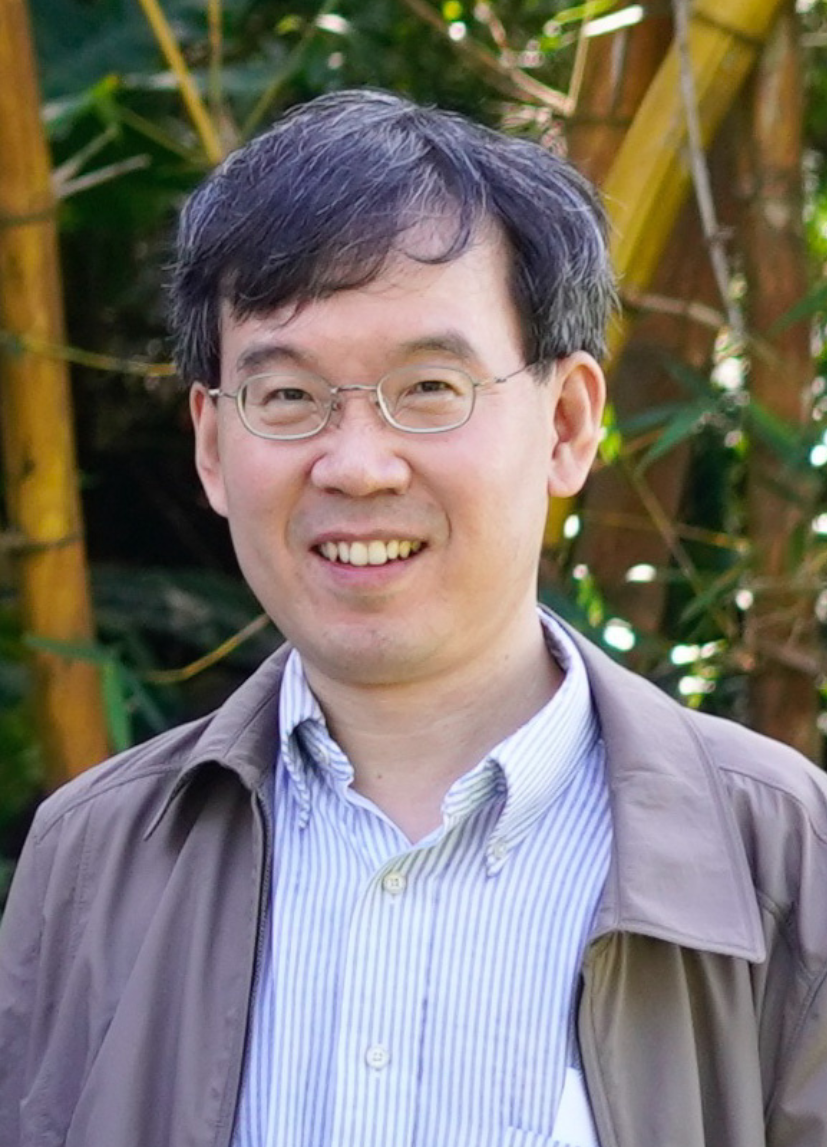 Professor Lianjiang LI