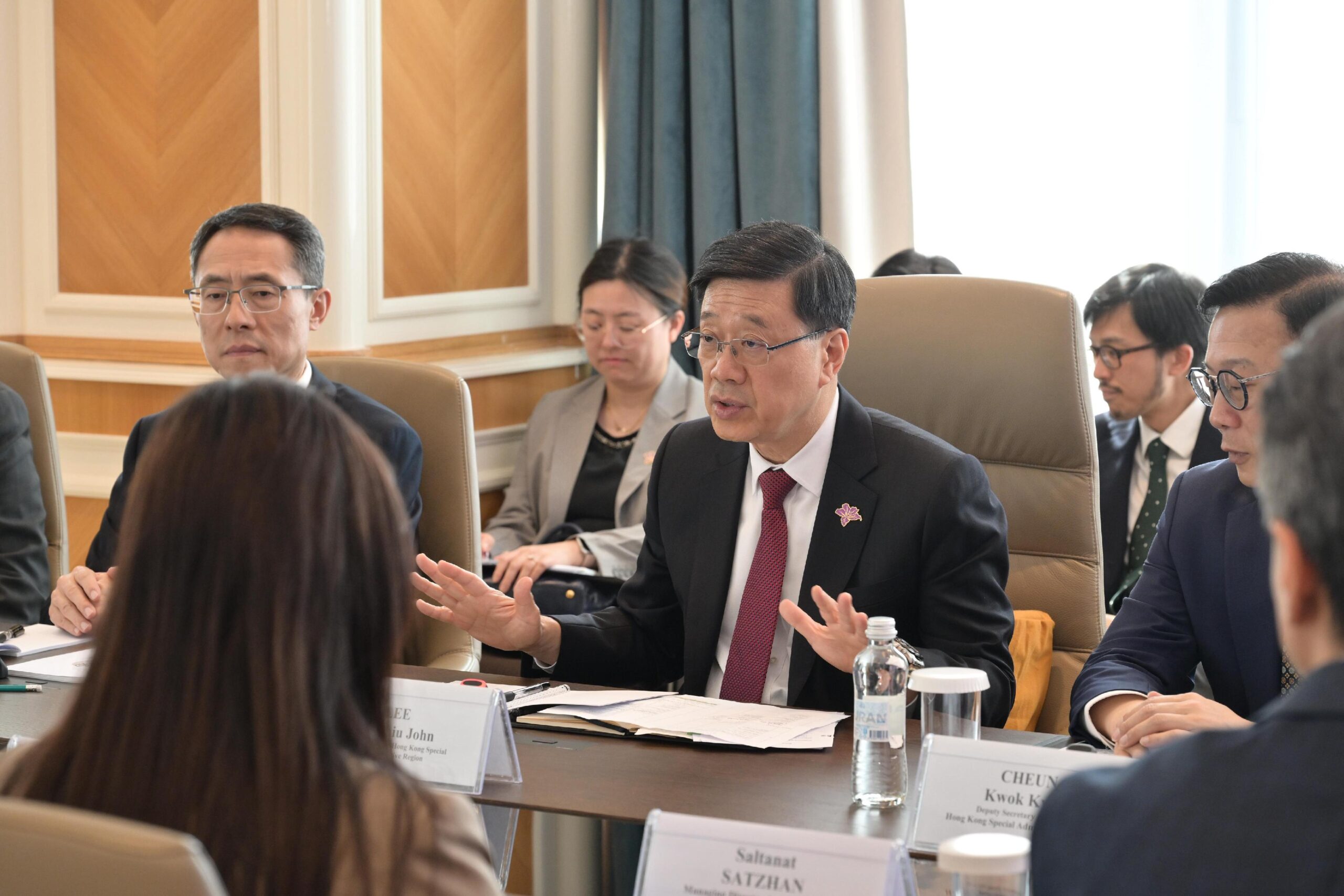 Expert: CE’s Central Asia Trip to Help Construct SAR’s Five-Year Plan